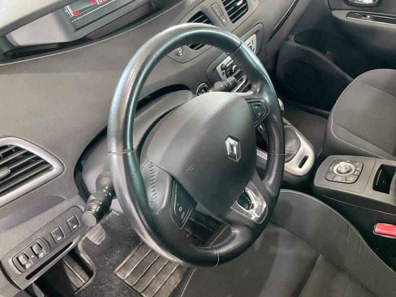 Renault Grand Scenic 1.6 dCi Grand Limited 2015 – снимка 34