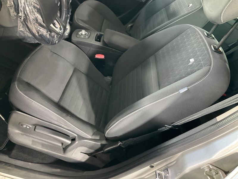 Renault Grand Scenic 1.6 dCi Grand Limited 2015 – снимка 25