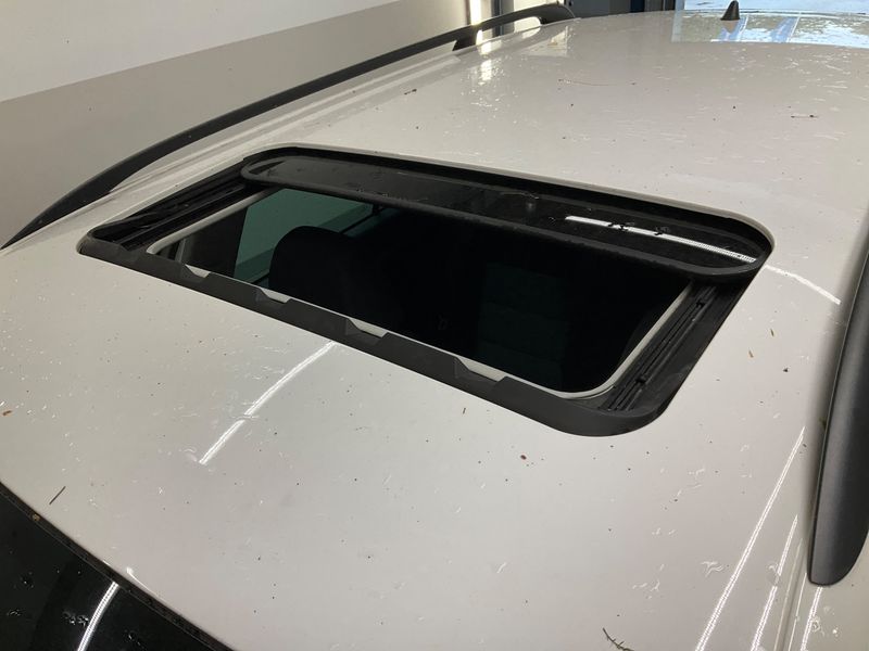 Skoda Octavia 1.6 TDI Ambition 2012 – снимка на щета
