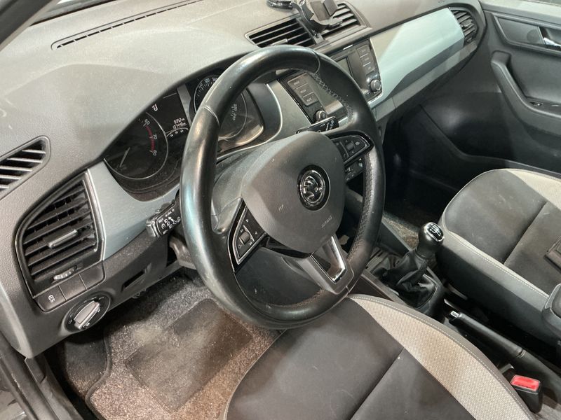 Skoda Fabia 1.2 TSI Ambition 2017 – снимка 22