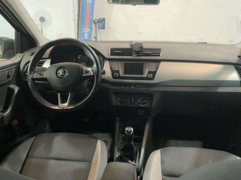 Skoda Fabia 1.2 TSI Ambition 2017 – снимка 17