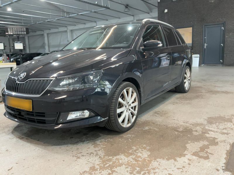 Skoda Fabia 1.2 TSI Ambition 2017 – снимка 2
