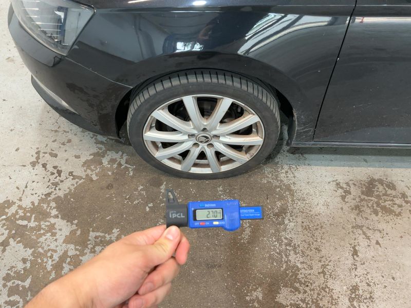 Skoda Fabia 1.2 TSI Ambition 2017 – снимка 3