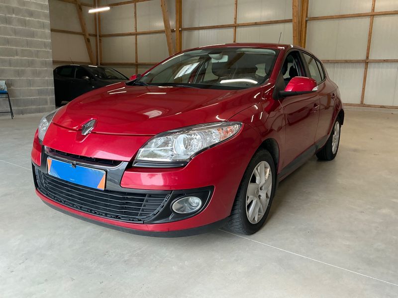 Renault Megane 1.2 Expression 2012 – снимка 1