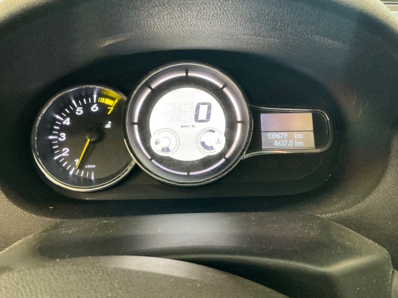 Renault Megane 1.2 Expression 2012 – снимка 4