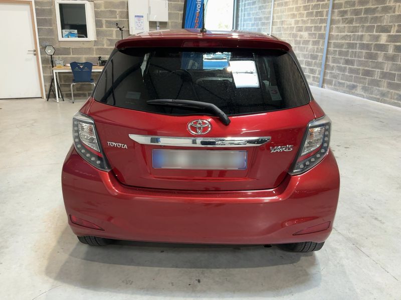 Toyota Yaris 1.4 D-4D Dynamic 2014 – снимка 7