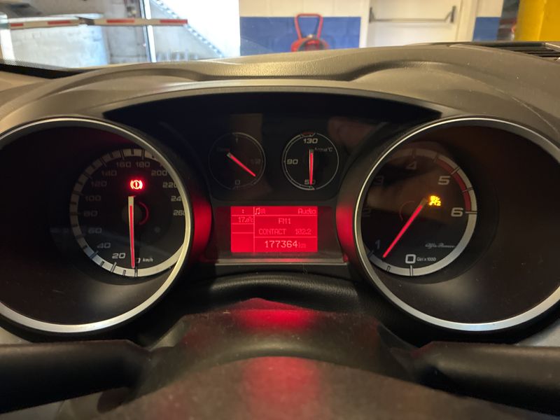 Alfa Romeo Giulietta 1.6 JTDM Turismo 2011 – снимка 12