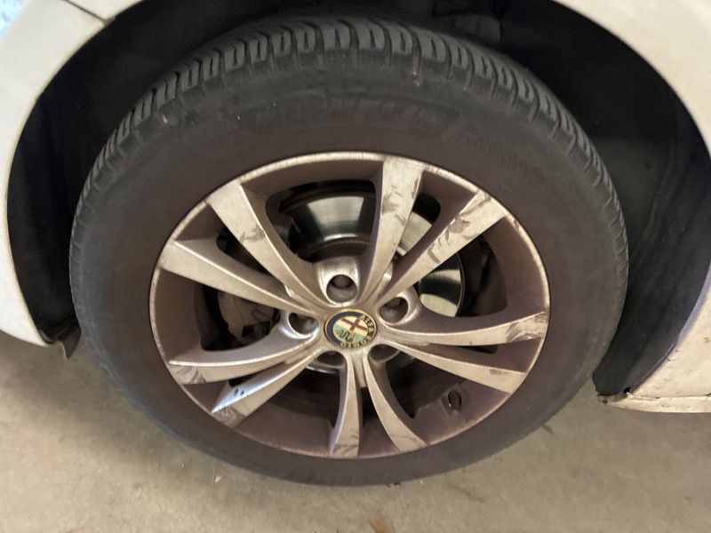 Alfa Romeo Giulietta 1.6 JTDM Turismo 2011 – снимка 27