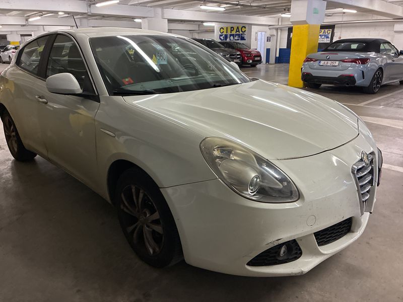 Alfa Romeo Giulietta 1.6 JTDM Turismo 2011 – снимка 6
