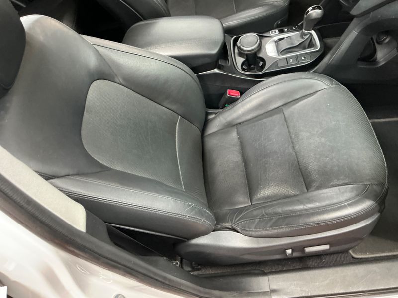 Hyundai Santa Fe 2.2 CRDi Premium blue 4WD 2016 – снимка 26