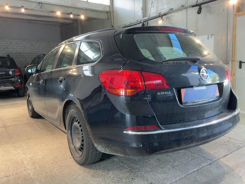 Opel Astra 1.4 Turbo Style 2015 – снимка 6