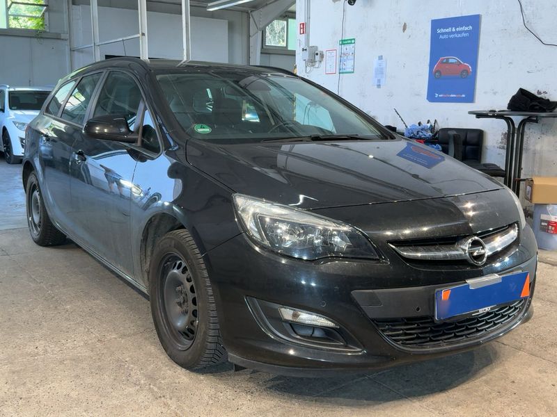 Opel Astra 1.4 Turbo Style 2015 – снимка 13