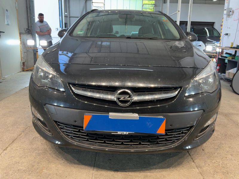 Opel Astra 1.4 Turbo Style 2015 – снимка 15