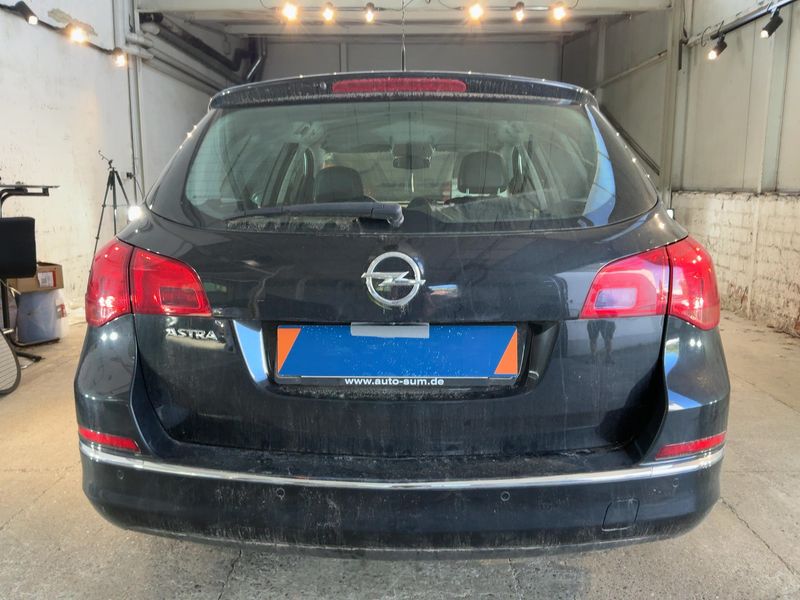 Opel Astra 1.4 Turbo Style 2015 – снимка 8
