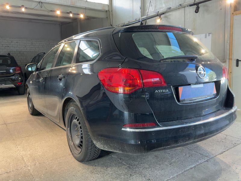 Opel Astra 1.4 Turbo Style 2015 – снимка 7