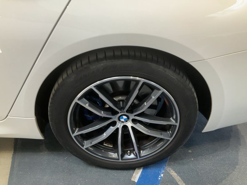BMW 5er 530e xDrive M Sport 2021 – снимка 5
