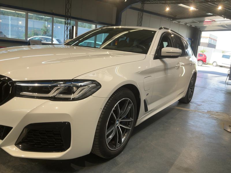 BMW 5er 530e xDrive M Sport 2021 – снимка 2