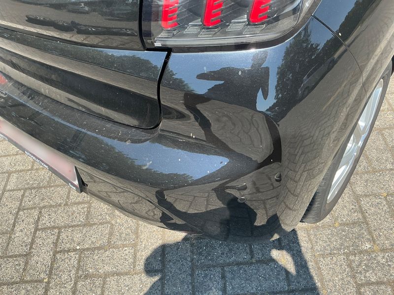 Peugeot 208 1.2 PureTech Allure 2021 – снимка 25