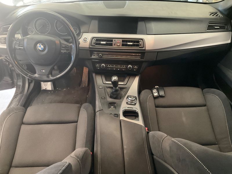 BMW 5er 525d 2011 – снимка 17