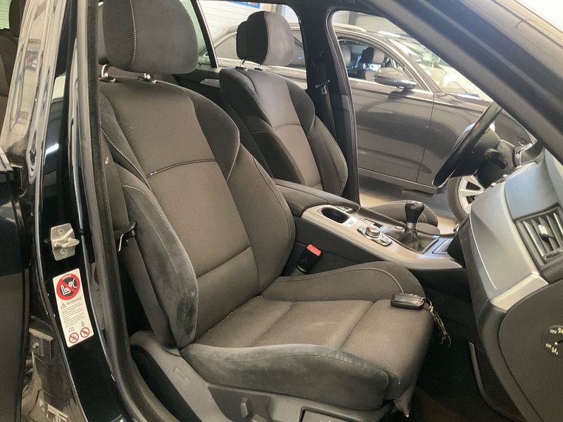 BMW 5er 525d 2011 – снимка 16