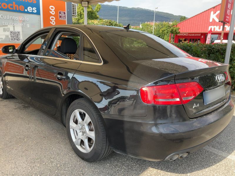 Audi A4 2.0 TDI 2009 – снимка 3