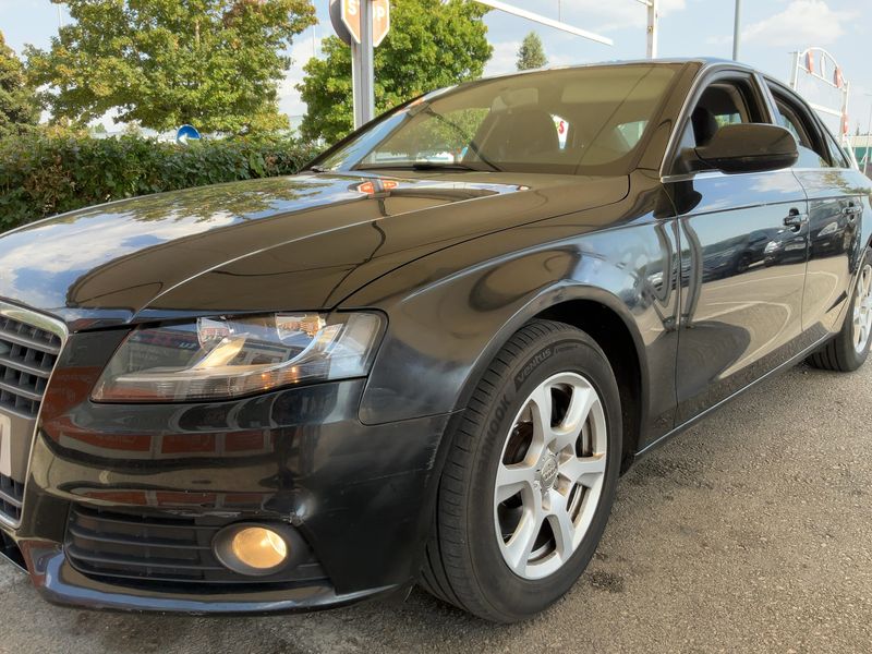 Audi A4 2.0 TDI 2009 – снимка 2
