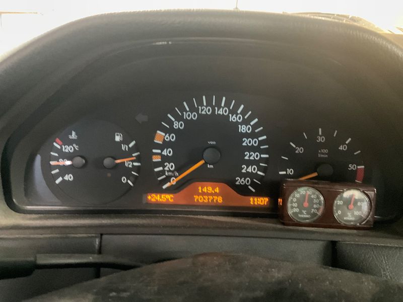 Mercedes-Benz E-Klasse E 300 Turbodiesel Elegance 1999 – снимка 4