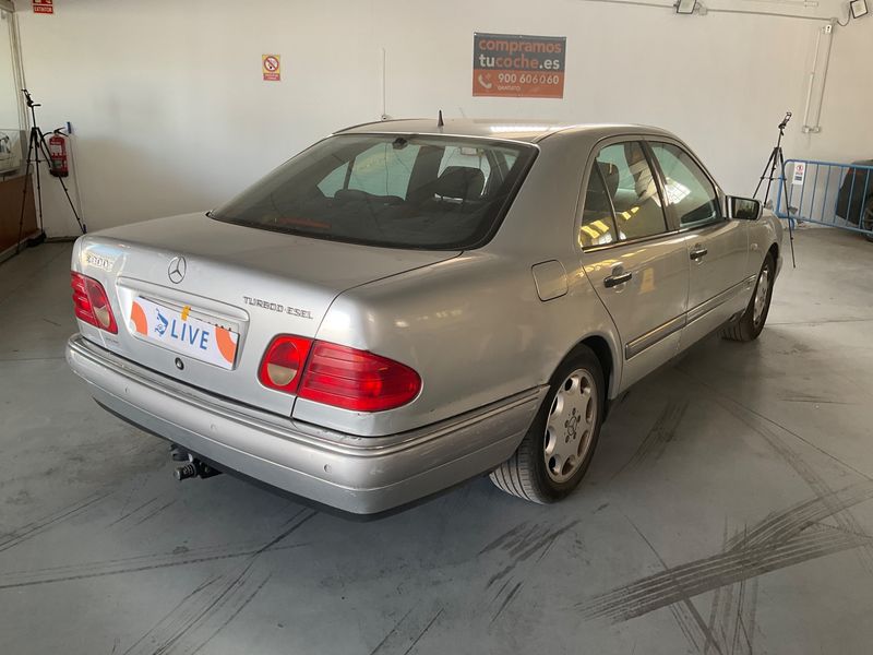 Mercedes-Benz E-Klasse E 300 Turbodiesel Elegance 1999 – снимка 2