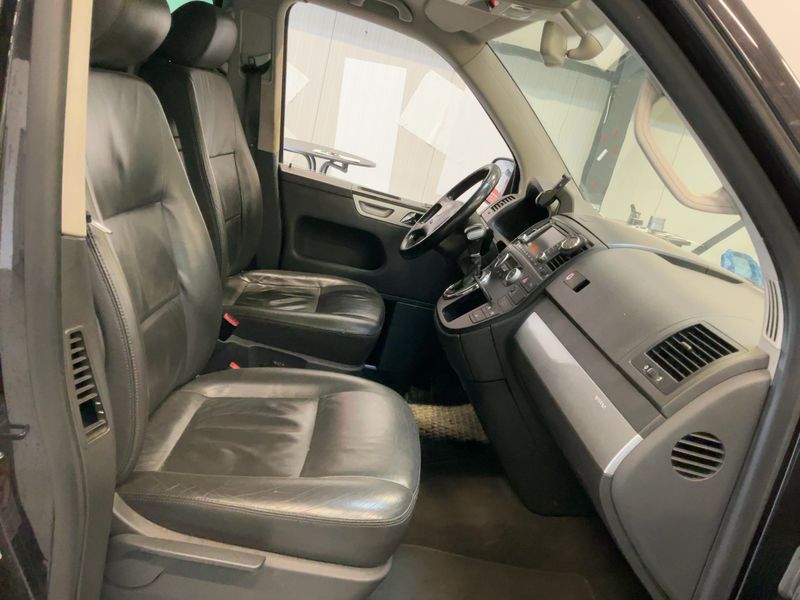 Volkswagen T5 Multivan 2.5 TDI Highline 2007 – снимка 17