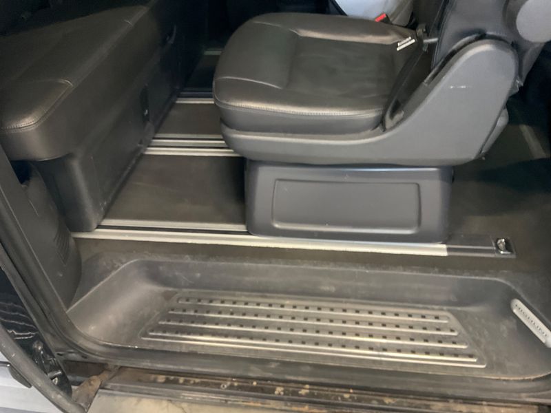 Volkswagen T5 Multivan 2.5 TDI Highline 2007 – снимка 50
