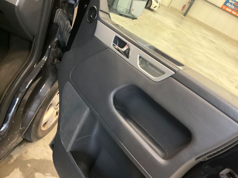 Volkswagen T5 Multivan 2.5 TDI Highline 2007 – снимка 48