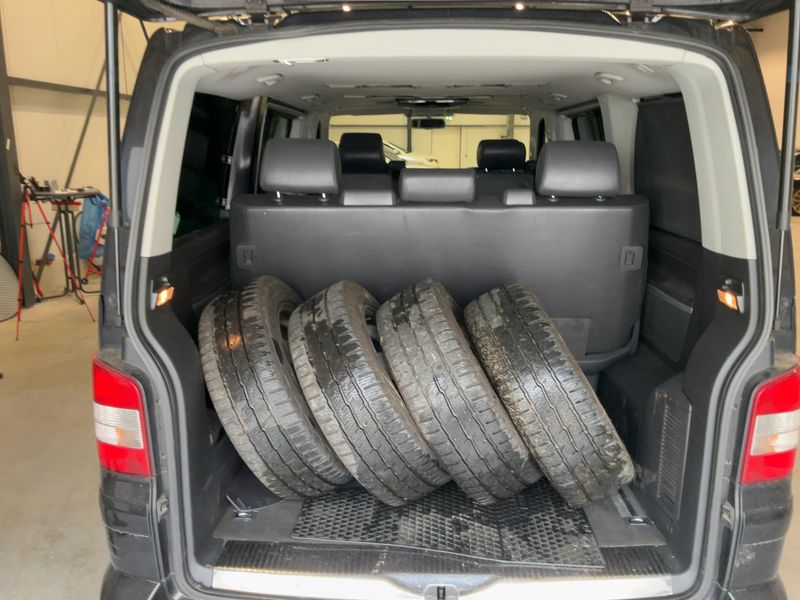 Volkswagen T5 Multivan 2.5 TDI Highline 2007 – снимка 16