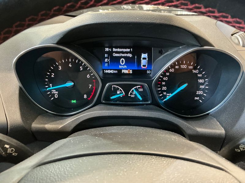 Ford Kuga 1.5 EcoBoost ST-Line 2018 – снимка 18