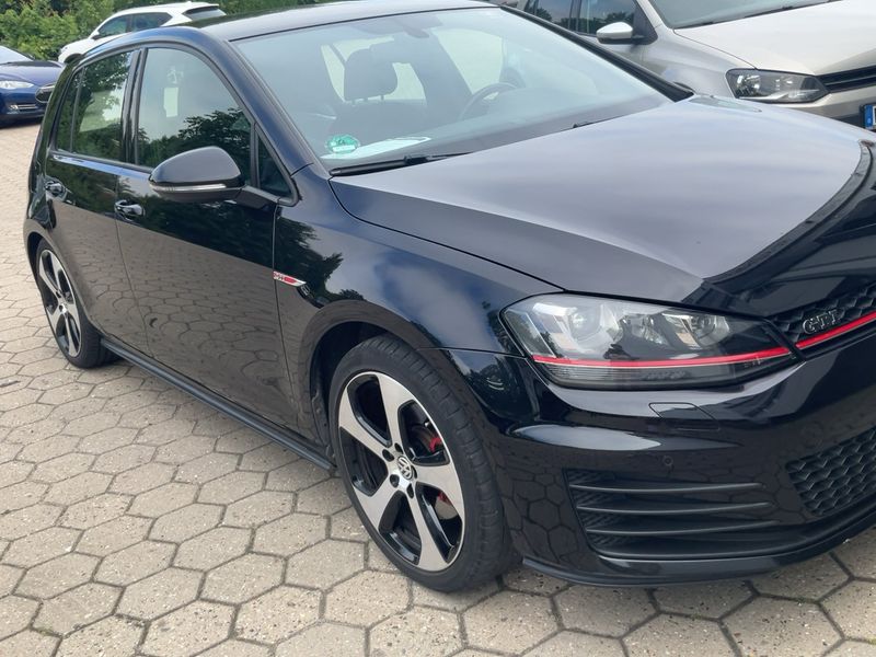 Volkswagen Golf VII 2.0 TSI GTI BlueMotion Tech 2015 – снимка 12
