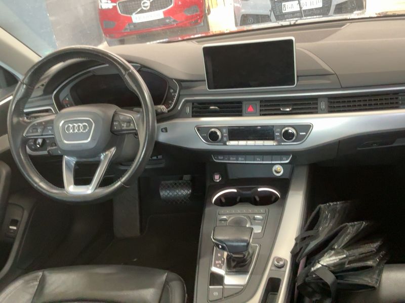 Audi A4 2.0 TDI design luxe 2016 – снимка 17