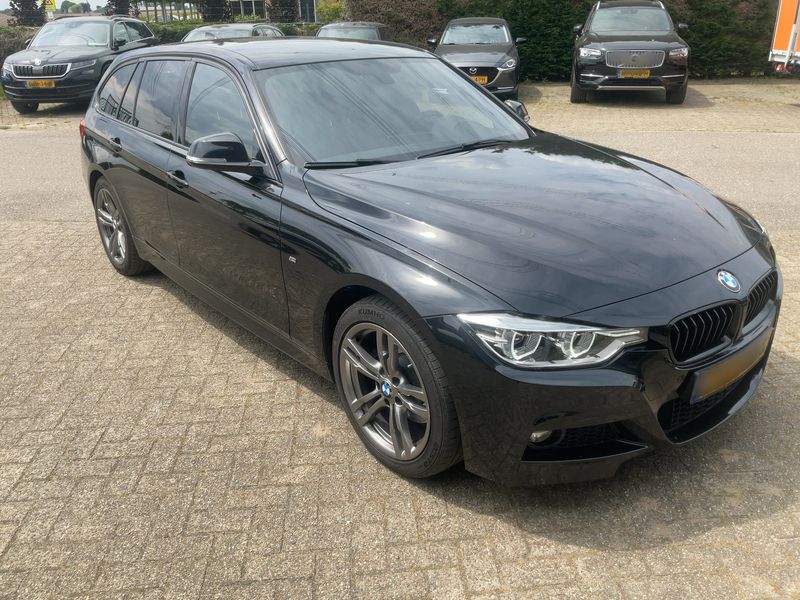 BMW 3er 330i xDrive M Sport 2015 – снимка 12