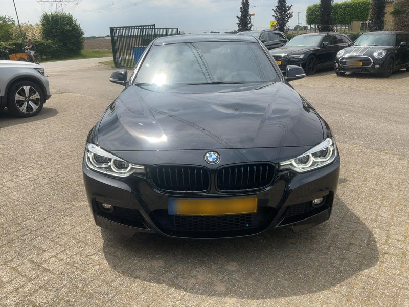 BMW 3er 330i xDrive M Sport 2015 – снимка 14