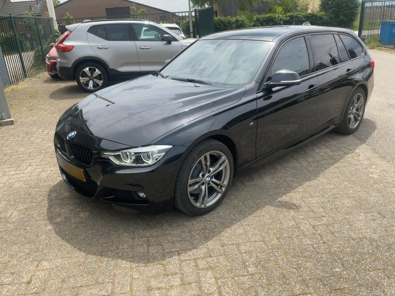 BMW 3er 330i xDrive M Sport 2015 – снимка 1