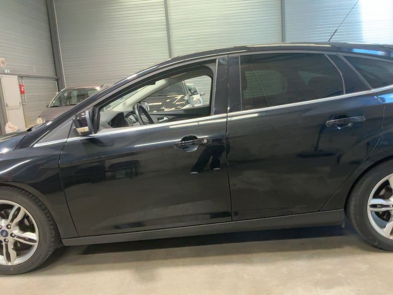 Ford Focus 1.0 EcoBoost Titanium 2013 – снимка 4