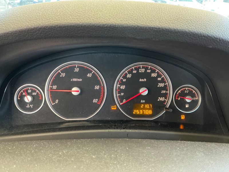 Opel Vectra 1.9 CDTI GTS / Sport 2005 – снимка 7