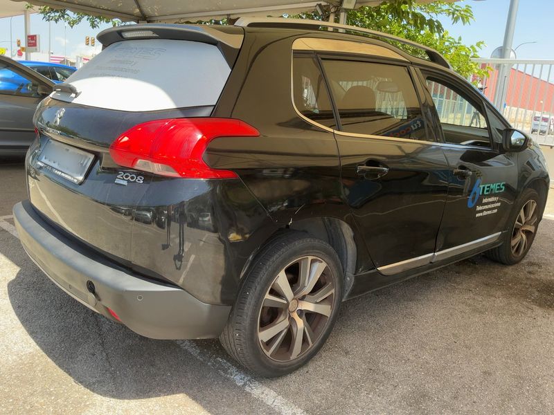 Peugeot 2008 1.6 e-HDi Allure 2014 – снимка 8