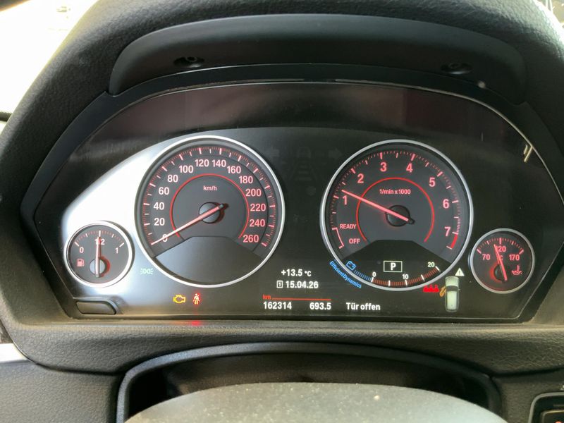 BMW 3er 318i Sport Line 2017 – снимка 19