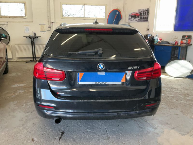 BMW 3er 318i Sport Line 2017 – снимка 7