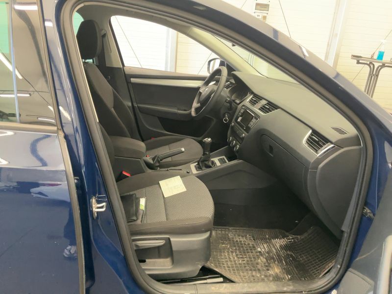 Skoda Octavia 1.4 TSI Ambition 2015 – снимка 17
