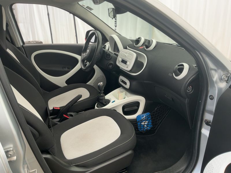 Smart forfour 0.9 Turbo Basis passion 2017 – снимка 16