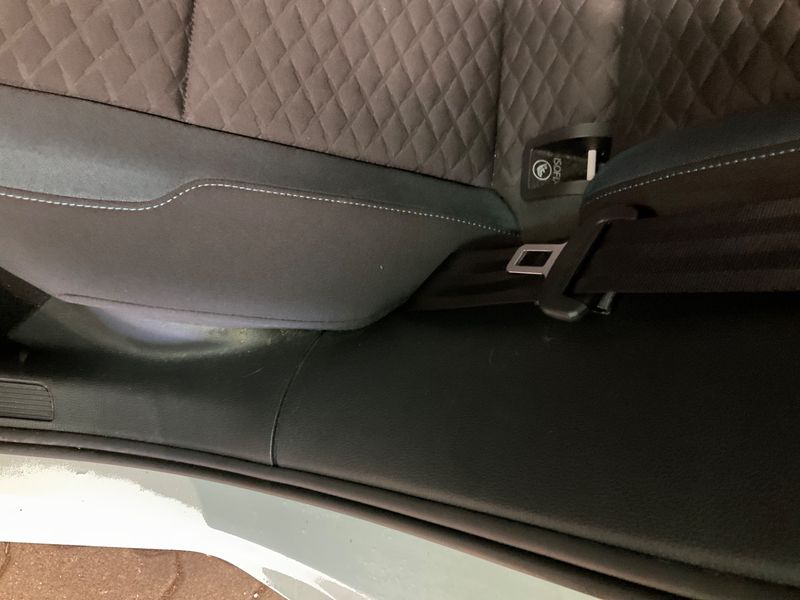 Volkswagen Golf VII 1.6 TDI IQ-DRIVE 2019 – снимка 32