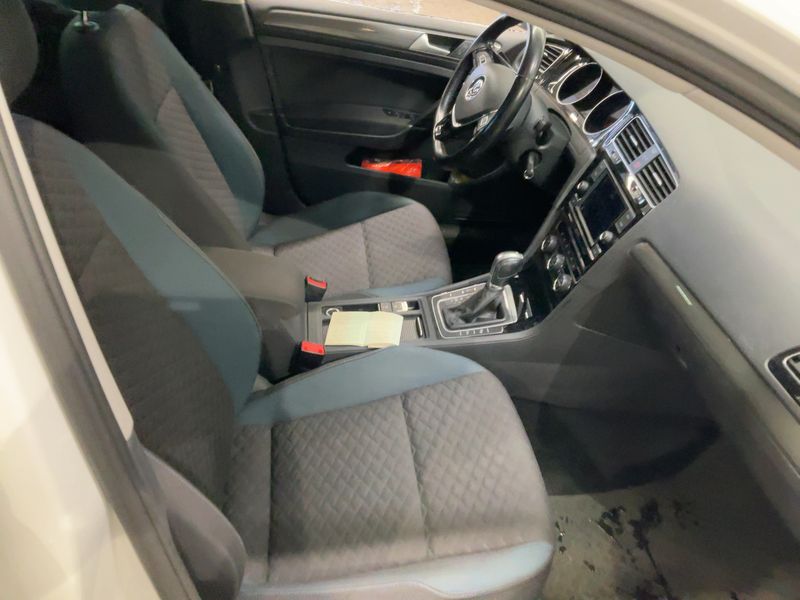 Volkswagen Golf VII 1.6 TDI IQ-DRIVE 2019 – снимка 16