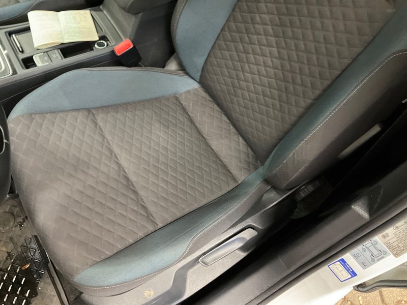Volkswagen Golf VII 1.6 TDI IQ-DRIVE 2019 – снимка 30