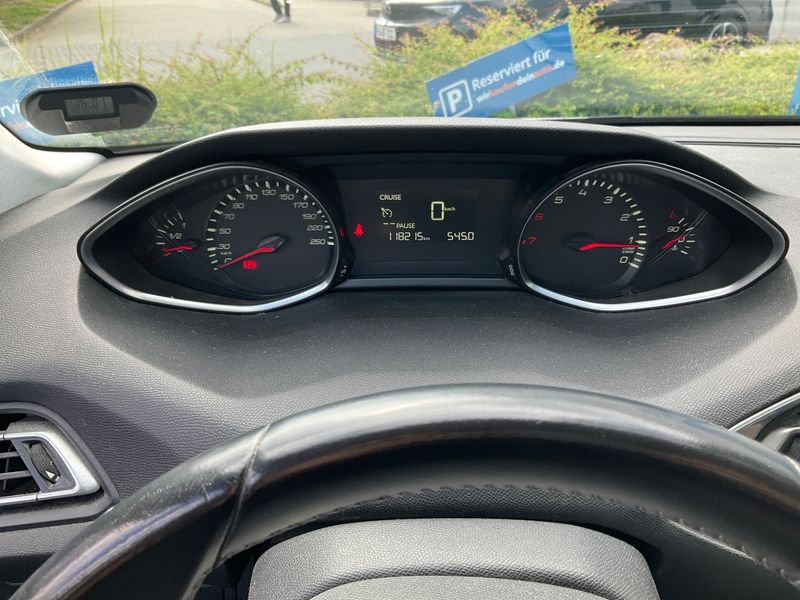 Peugeot 308 1.2 VTi Active 2015 – снимка 4