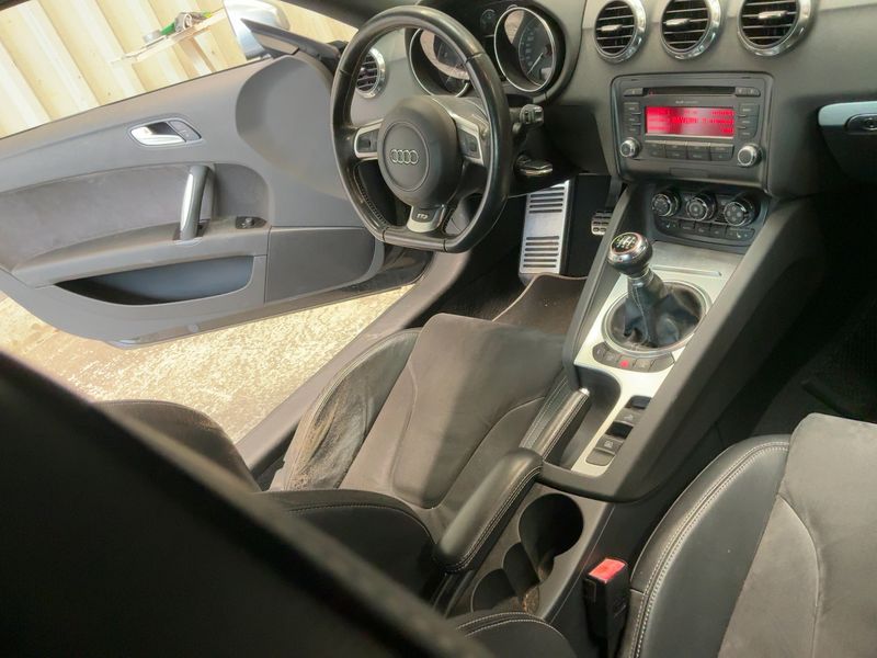 Audi TTS 2.0 TFSI quattro Roadster 2009 – снимка 17